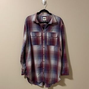 MEC Women's Plaid Button-Down Shirt in Burgundy, Blue, White